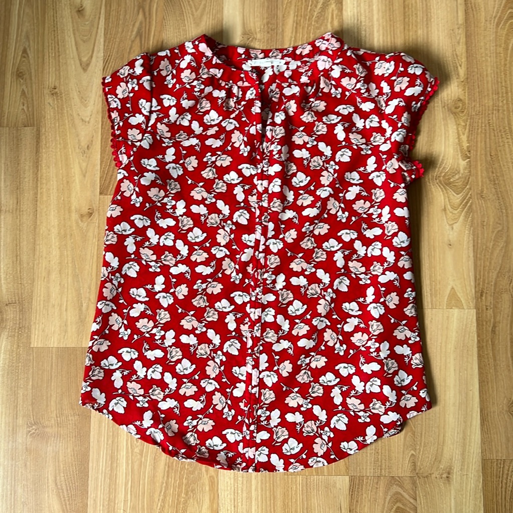 Fun 2 Fun Floral Blouse